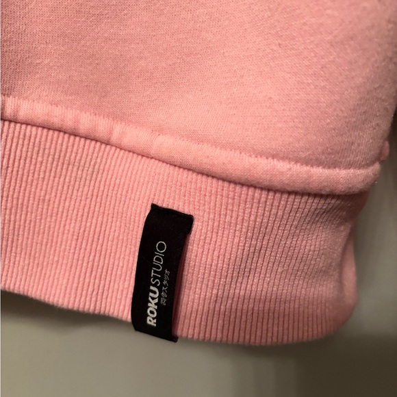 Roku Studio Pink Sweater with Eye and Love Design Medium - Picture 2 of 7